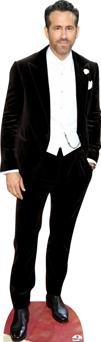 Ryan Reynolds 261 Celebrity Cutout